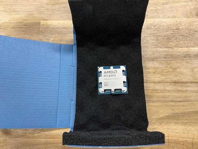 Amd ryzen 7 9800x3d - afbeelding 3 van  4