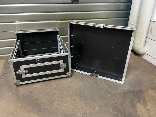 American audio flightcase - afbeelding 3 van  5