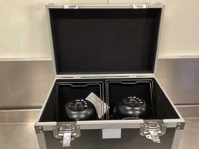 American dj - 64b led pro can - dmx par (2x)- in flightcase - afbeelding 7 van  16