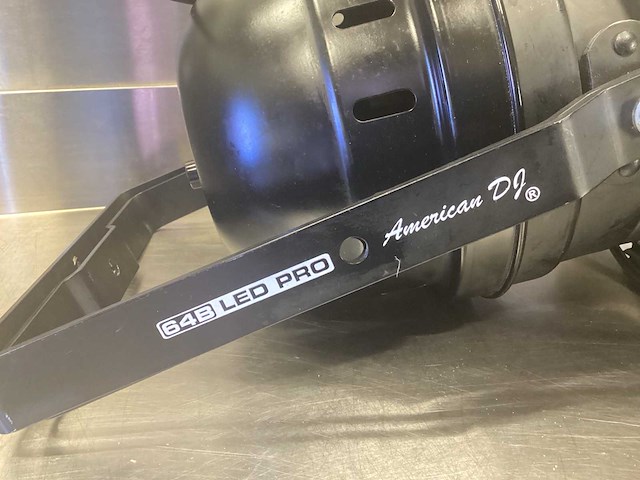 American dj - 64b led pro can - dmx par (2x)- in flightcase - afbeelding 15 van  16