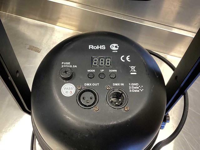 American dj - 64b led pro can - dmx par (3x) - in flightcase - afbeelding 6 van  12