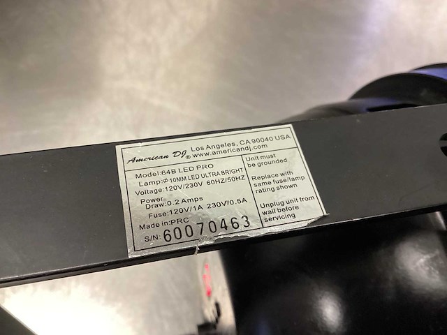 American dj 64b led pro can dmx par set - in flightcase - afbeelding 13 van  16
