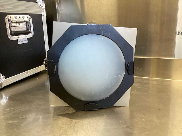 American dj 64b led pro can dmx par set - in flightcase - afbeelding 8 van  12