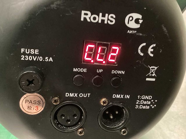 American dj 64b led pro can dmx par set - in flightcase - afbeelding 7 van  12