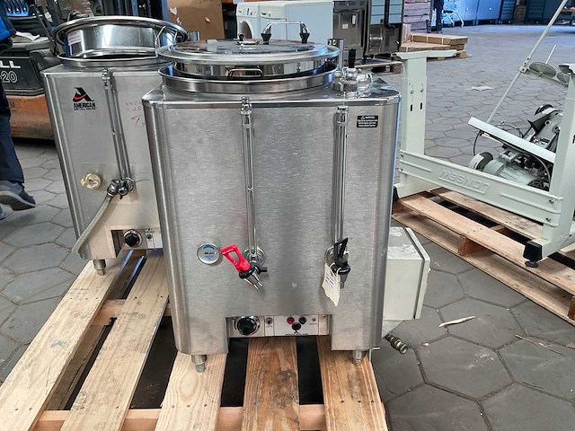 American metal ware 8116e koffiemachine - afbeelding 2 van  7