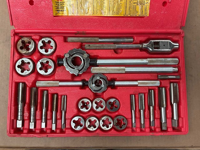 American tool draadsnijset - afbeelding 2 van  6