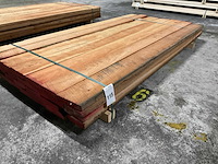 Amerikaans kersen planken 33 mm ca. 0,284 m³ - afbeelding 1 van  3