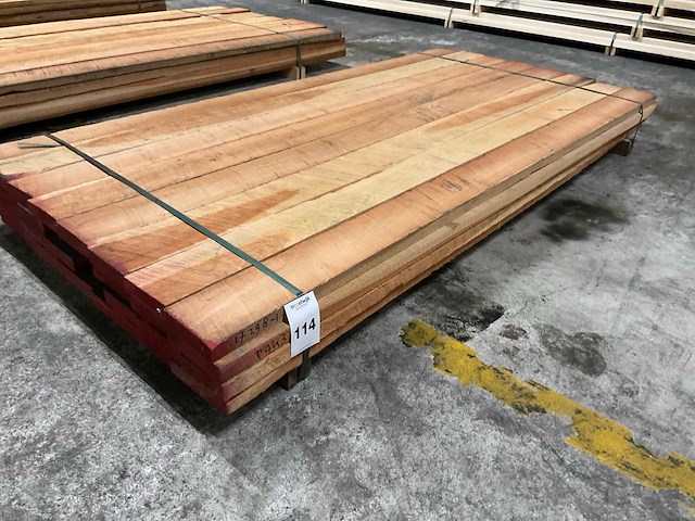 Amerikaans kersen planken 33 mm ca. 0,2841 m³ - afbeelding 1 van  5