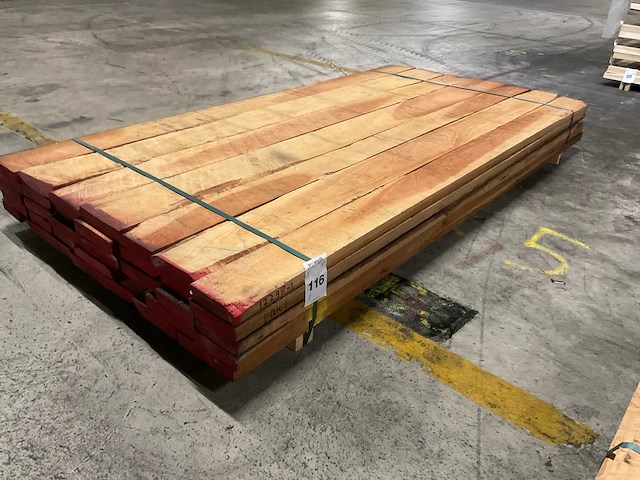 Amerikaans kersen planken 33 mm ca. 0,355 m³ - afbeelding 1 van  3