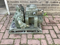 Amerikaans leger waterpomp - afbeelding 2 van  7