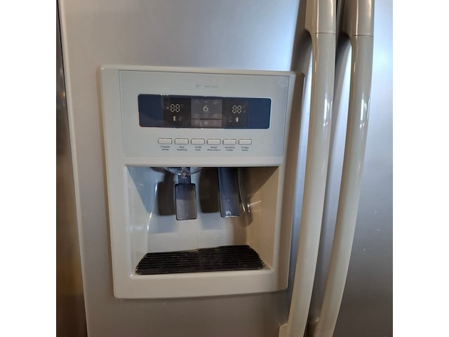 Amerikaanse koelkast a+++, whirlpool, 20ru-d3j, grijs / chroom - afbeelding 2 van  9