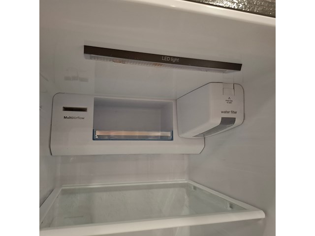 Amerikaanse koelkast no frost, bosch a+++, kad90l, grijs / chroom - afbeelding 4 van  7