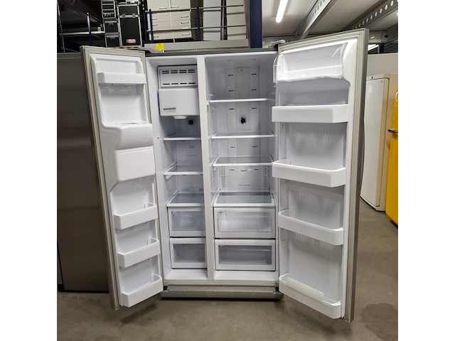 Amerikaanse koelkast no frost, samsung a+++, rs21dasm, grijs / chroom - afbeelding 2 van  6