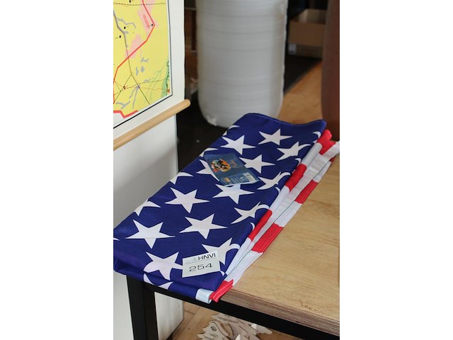 Amerikaanse vlag. afmeting 220 x 150 cm. - afbeelding 2 van  2