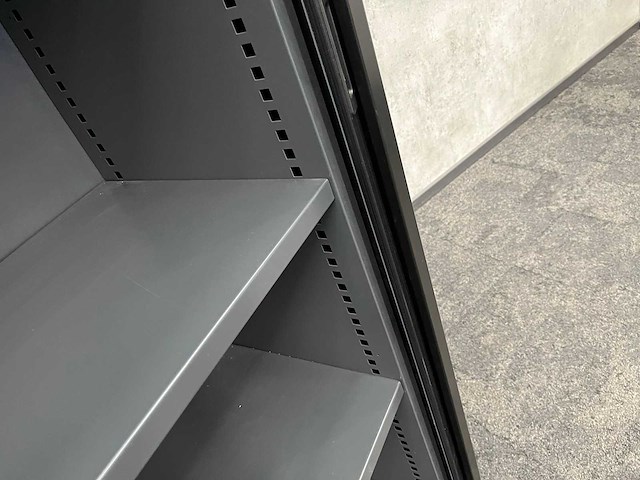 Amerland - halfhoge stalen roldeurkast - afbeelding 3 van  5