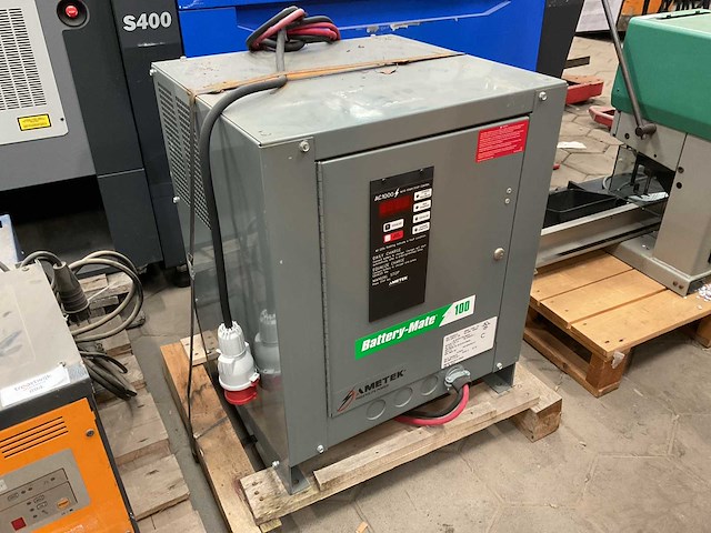 Ametec ac1000 510h3-12g acculader - afbeelding 6 van  6