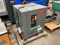 Ametec ac1000 510h3-12g acculader - afbeelding 6 van  6