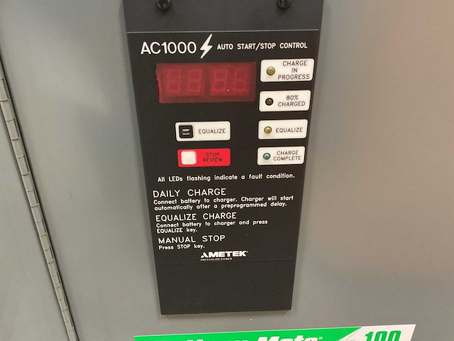 Ametec ac1000 510h3-12g acculader - afbeelding 4 van  6