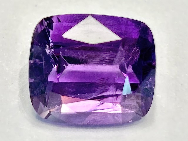 Amethist - 10.09 carat paarse natuurlijke amethist - afbeelding 1 van  5