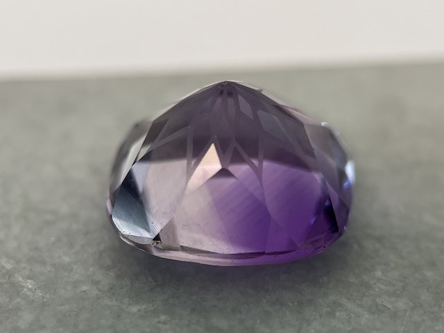 Amethist - 13.35 carat paarse natuurlijke amethist - afbeelding 3 van  4