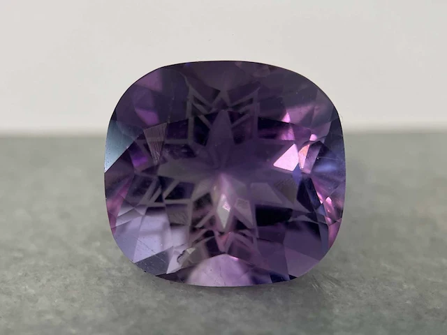 Amethist 13.35 ct - afbeelding 1 van  5
