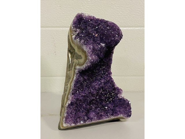 Amethist druse uruguay a-kwaliteit, paars - afbeelding 1 van  4