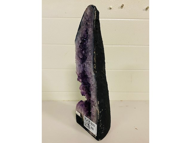 Amethist geode met chalcedoon rand - afbeelding 2 van  5