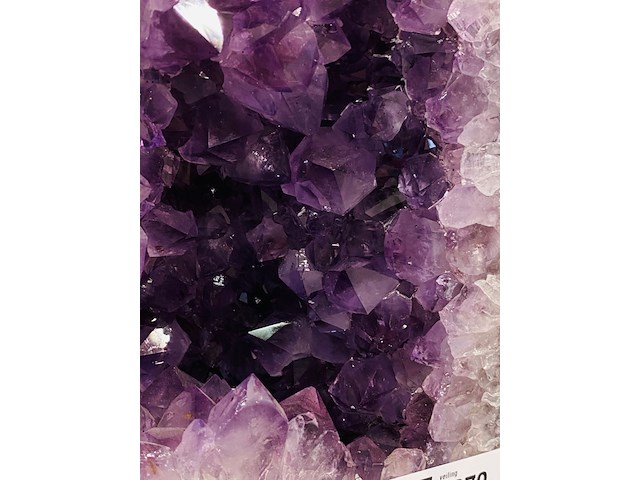 Amethist geode met chalcedoon rand - afbeelding 4 van  5