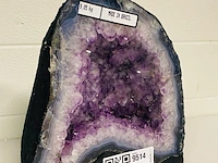 Amethist geode met chalcedoon rand - afbeelding 2 van  5
