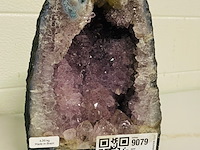 Amethist geode - afbeelding 1 van  6