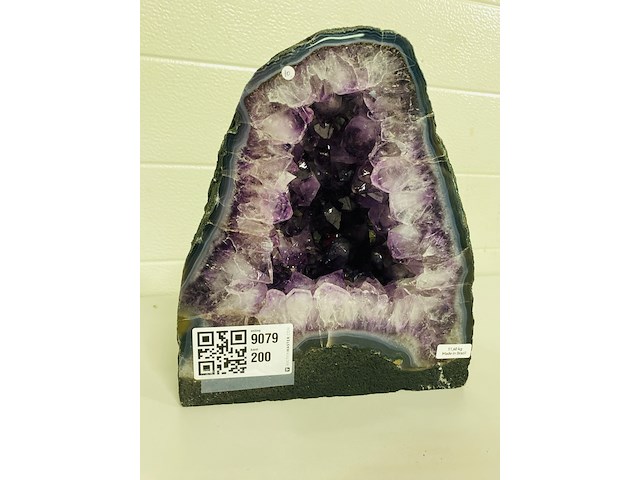 Amethist geode - afbeelding 1 van  6