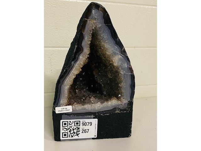 Amethist geode - afbeelding 1 van  7