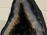Amethist geode - afbeelding 4 van  7