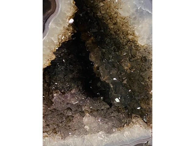 Amethist geode - afbeelding 5 van  7