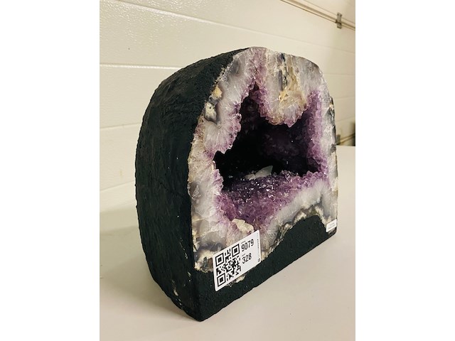 Amethist geode - afbeelding 2 van  6