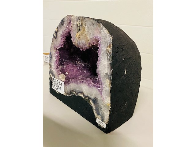 Amethist geode - afbeelding 3 van  6