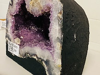 Amethist geode - afbeelding 3 van  6