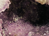Amethist geode - afbeelding 5 van  6