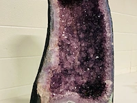 Amethist geode - afbeelding 2 van  7