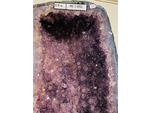 Amethist geode - afbeelding 5 van  7