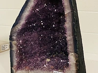 Amethist geode - afbeelding 2 van  7