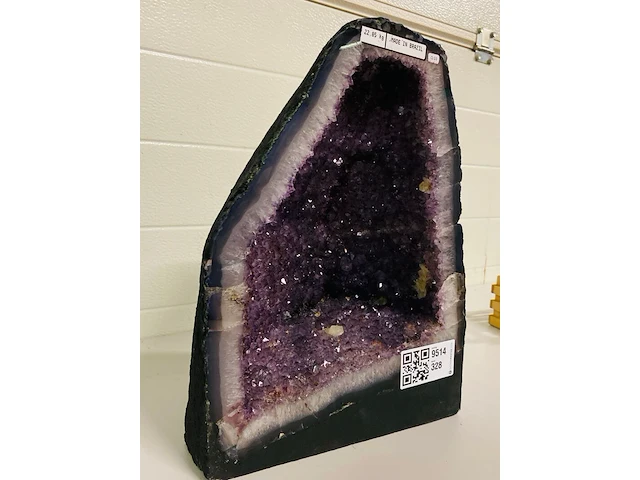 Amethist geode - afbeelding 3 van  7