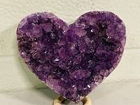 Amethist hart met chalcedoon rand