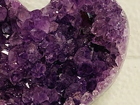 Amethist hart met chalcedoon rand - afbeelding 3 van  5