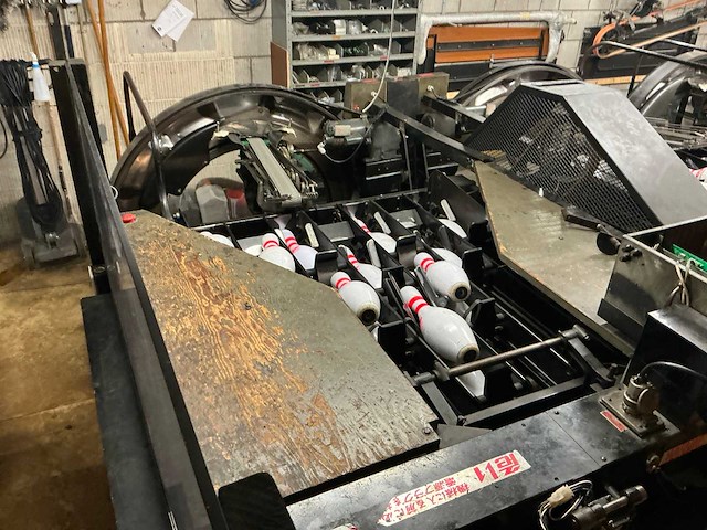 Amf 82-70 pinspotter bowling machine (2x) - afbeelding 10 van  14