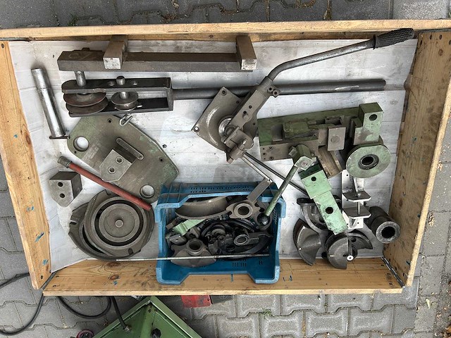 Amga - profielbuigmachine - afbeelding 1 van  3