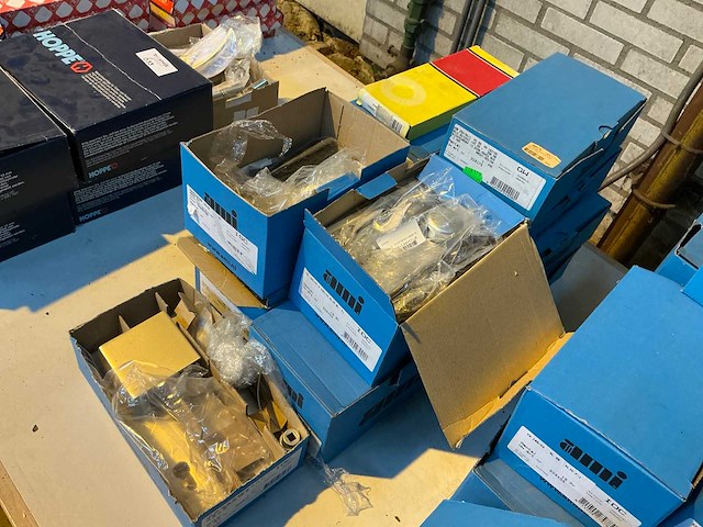 Ami deurbeslag - afbeelding 1 van  8