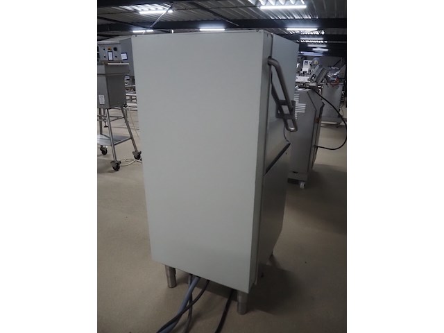 Amika - afbeelding 4 van  9