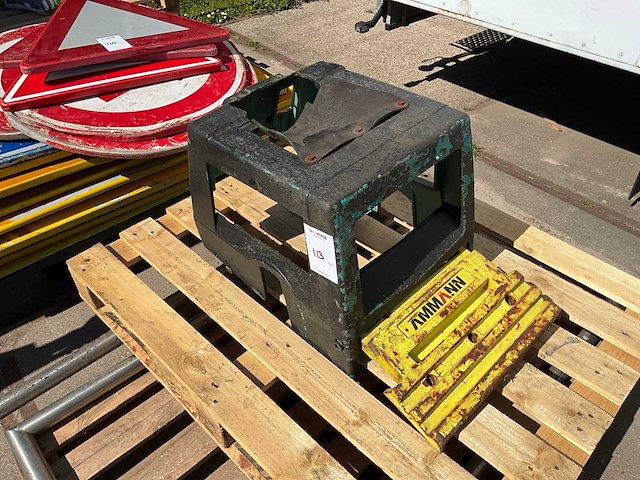 Ammann trilplaat bovenframe - afbeelding 1 van  3