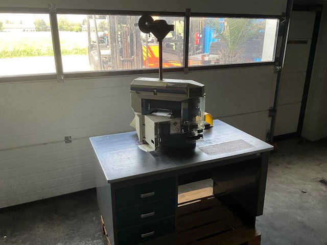 Amp wire kabelassemblageapparatuur - afbeelding 1 van  6